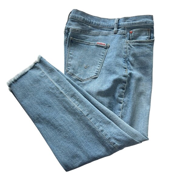 Denim Capri. Light Blue, Size 32, 14 Hudson. Women's Capris - Picture 2 of 11